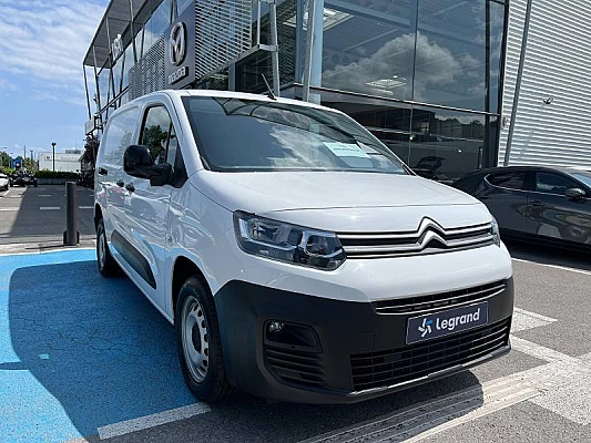 Citroën Berlingo Van - XL 950kg BlueHDi 100ch S&S Cabine Extenso 3 placesPack Driver Connect - meilleureauto